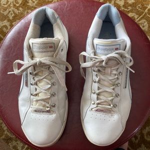 Reebok Athletic Shoe-9-1/2